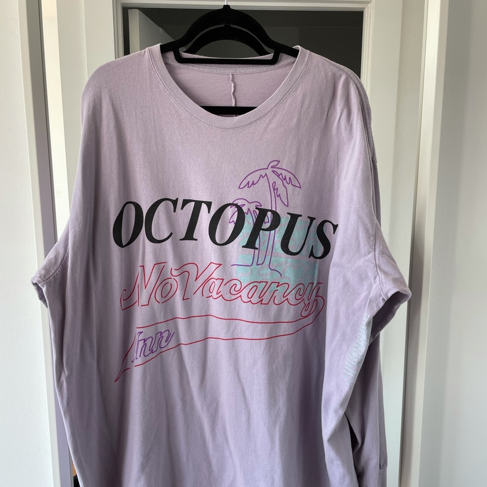 No-Vacancy Inn “Octupus” Long Sleeve